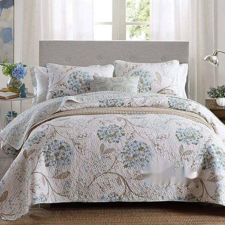 Quilted cotton bed cover set with printed pattern on 1.5-1.8m bed including two pillowcases