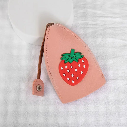 Cartoon pull-out key case in PU leather measuring 14 by 7.5 centimetres