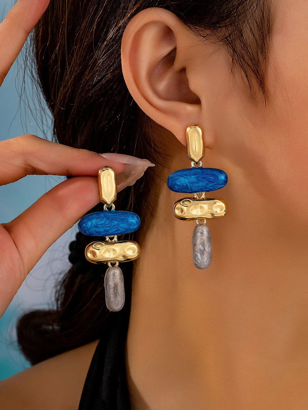 Geometric multicolor stud earrings with electroplated finish on zinc alloy for women's fashion