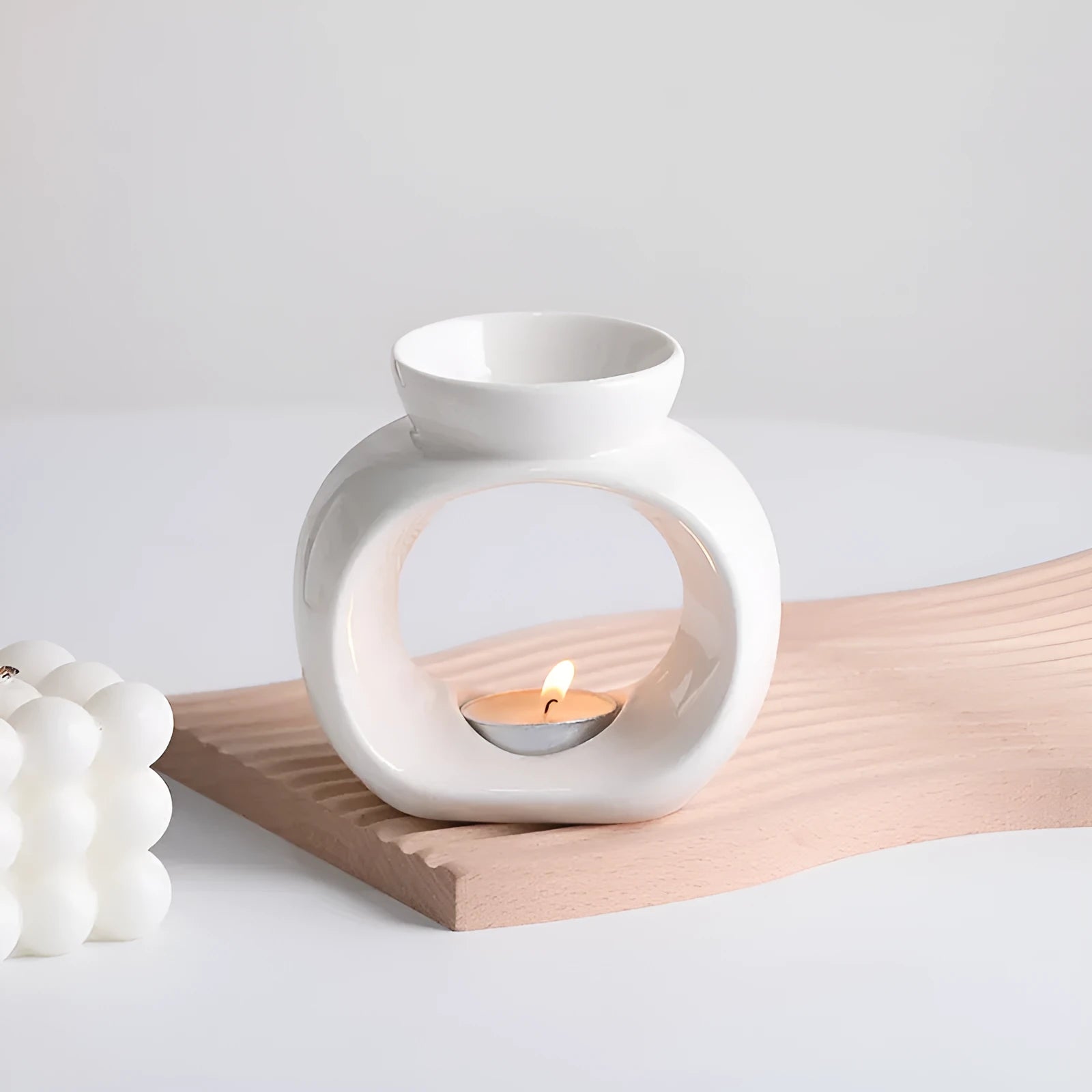 White Nordic style ceramic aromatherapy stove ornament with anti-dry burning decorative design