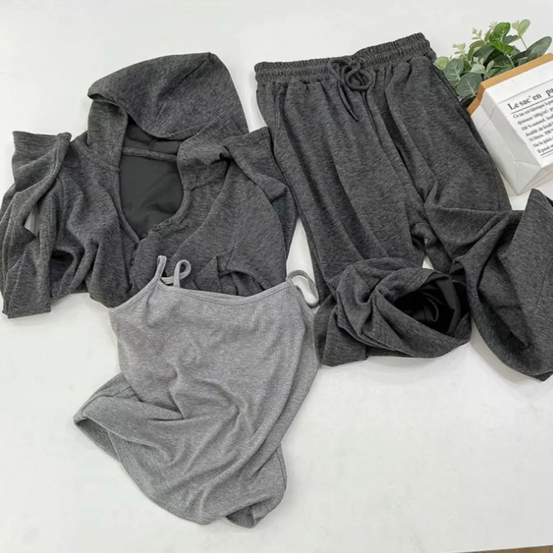Grey Korean style three-piece women's sports suit set with long-sleeve princess top, shorts, and vest, sizes L to 4XL.