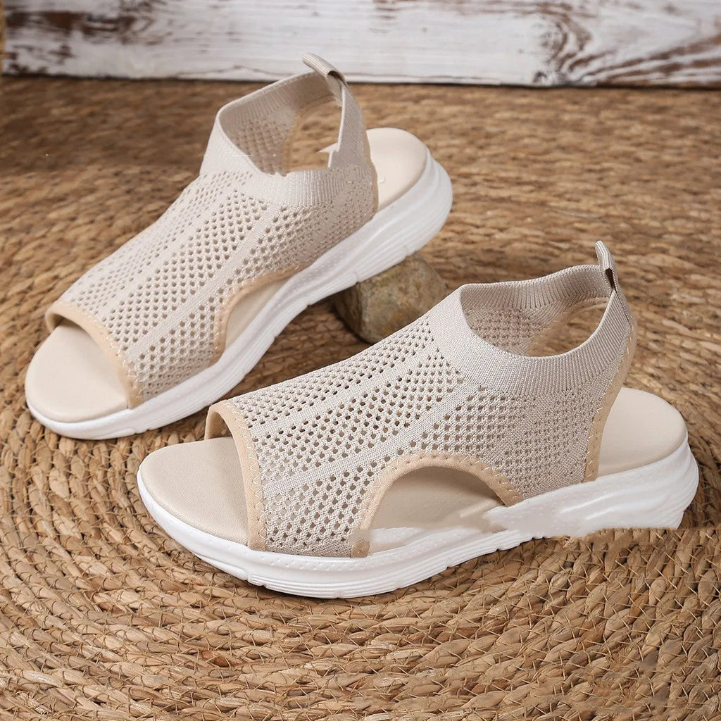 Women's black platform sports sandals with flat toe and rubber sole