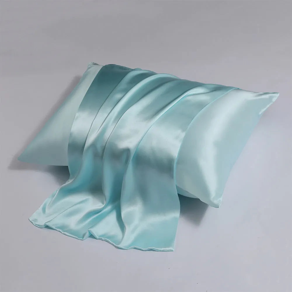 Silk pillowcase with concealed zipper in mulberry silk, double-sided design