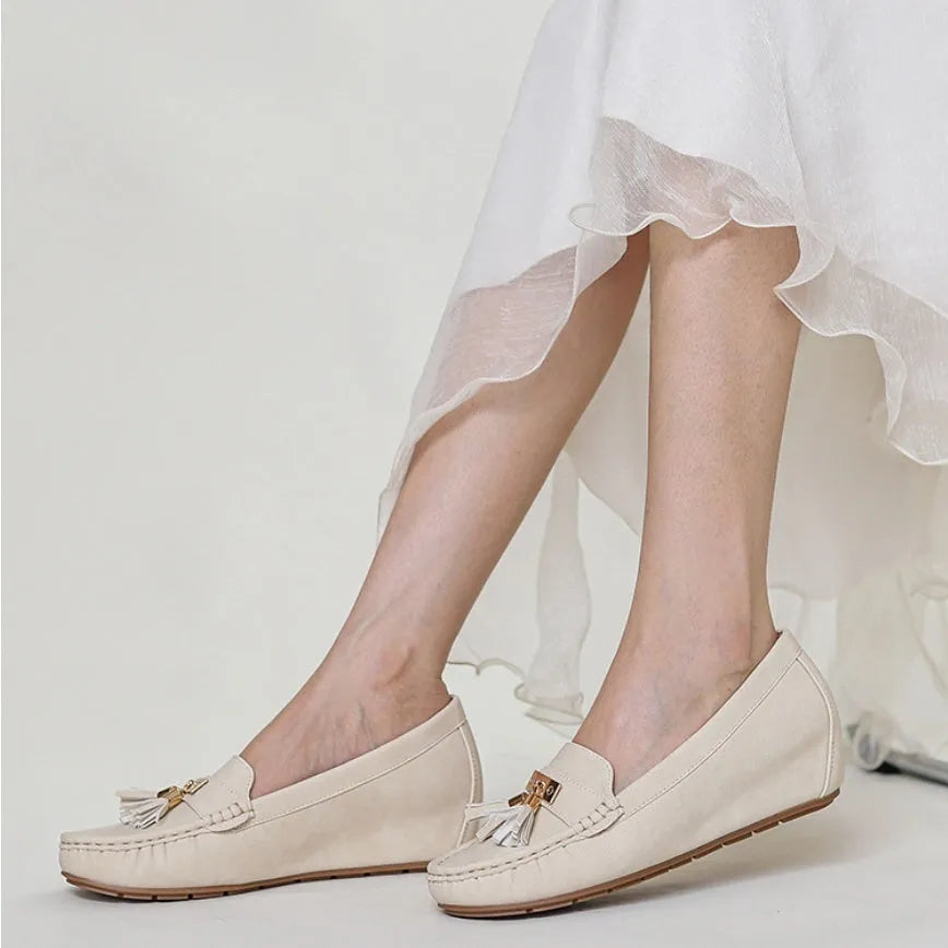 Flat heel height increasing insole casual shoes with round toe and artificial PU upper in multiple colours