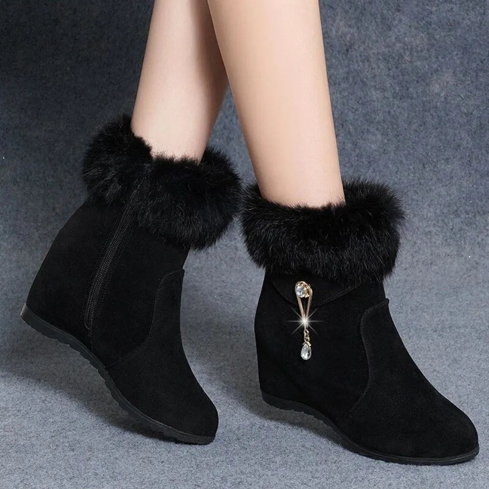 Women's black height increasing insole snow boots with fur upper, casual winter style, available in sizes 35 to 40