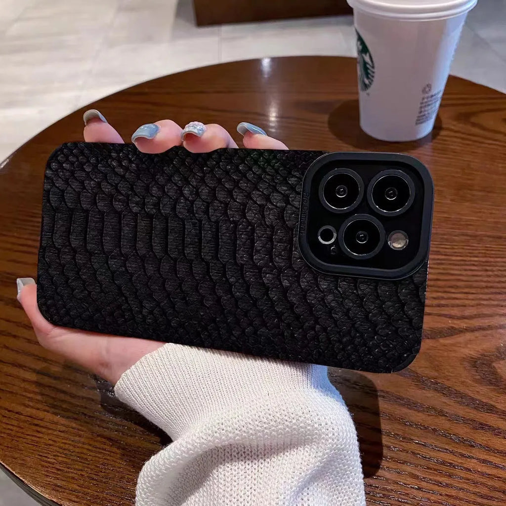 Black TPU phone case for iPhone 13 Pro Max with three-dimensional scales pattern and anti-fingerprint finish