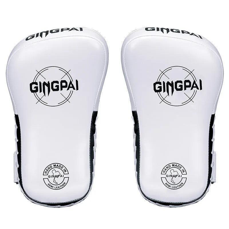 Children's hanging boxing target in PU material for combat training, black and white colour pair