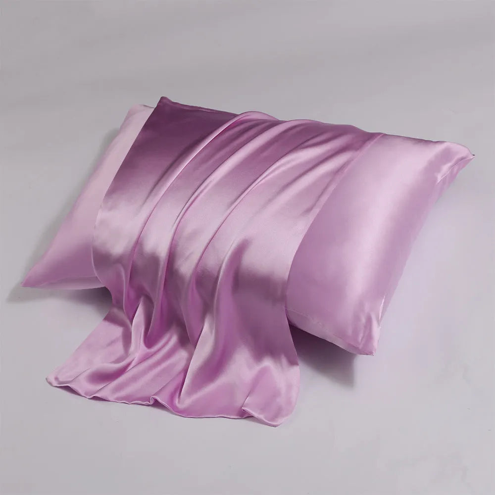 Silk pillowcase with concealed zipper in mulberry silk, double-sided design