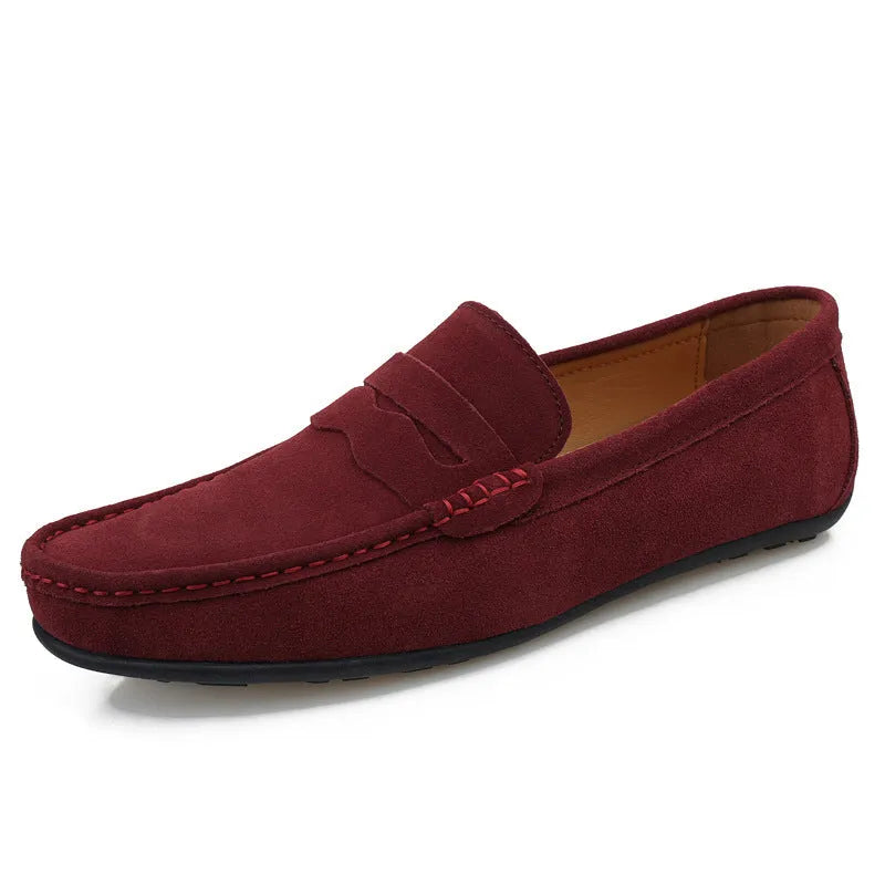 Men's solid colour suede loafers with round toe and flat rubber sole