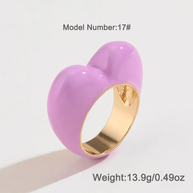 Original design three-dimensional heart-shaped enamel ring in zinc alloy.