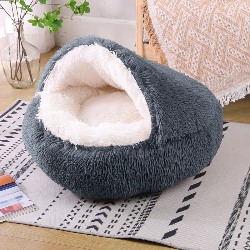 Waterproof cloth dog kennel in a semi-enclosed warm room design, shown in a gradient colour.