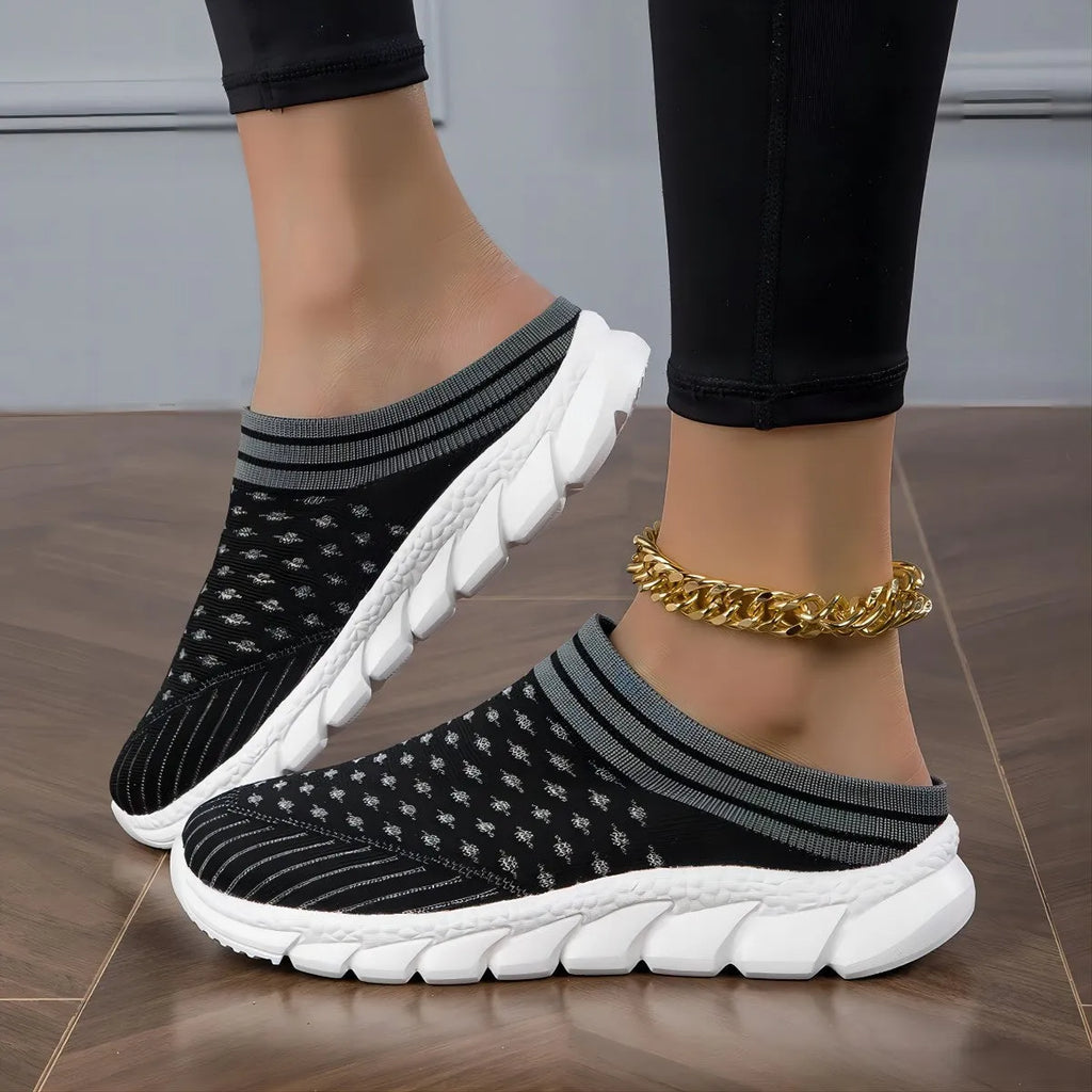 Women's Flyknit slip-on shoes with striped pattern and hollowed-out design in black colour