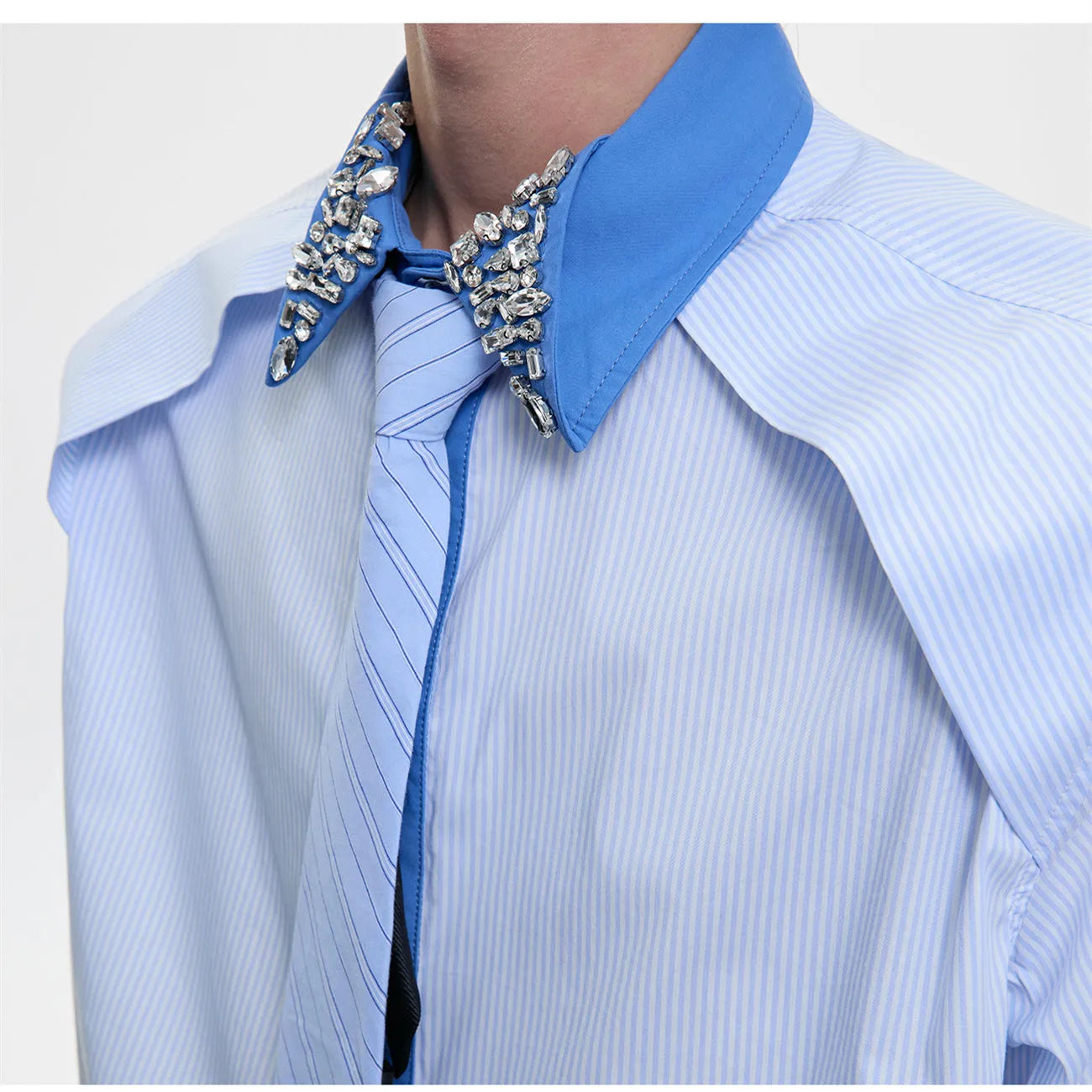 Men's diamond tie dual-colour patchwork striped shirt in loose fit with flip collar