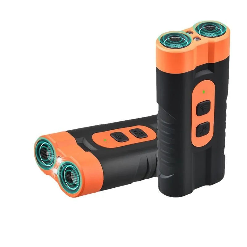 Black two-head ultrasonic dog repellent torch, 108g plastic body, 800mAh battery, 13x8x4cm