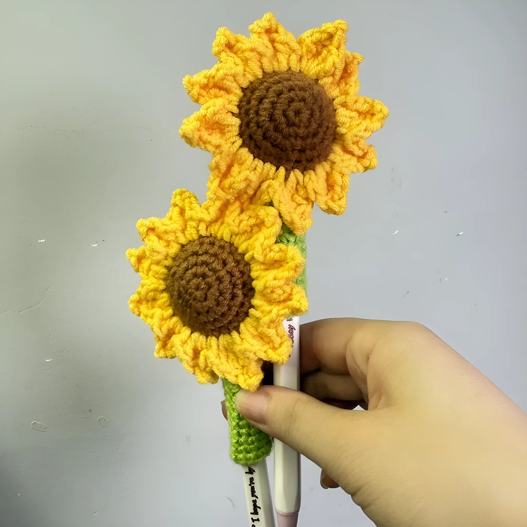 Yellow hand-woven sunflower pen cover for Teacher's Day gifts with pen storage