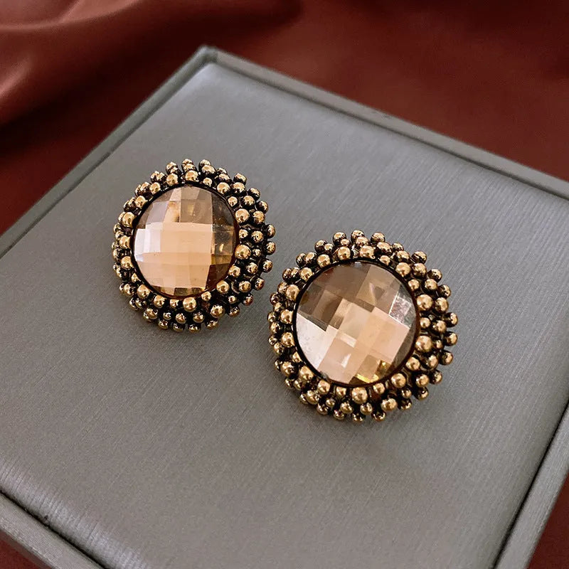 Women's silver needle flower earrings in alloy with electroplated gold finish, geometric Chinese style