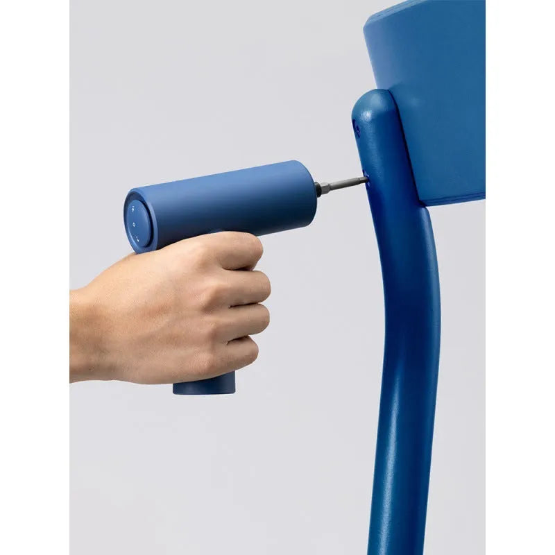 Rechargeable gun-type electric screwdriver in blue with USB port 3.6V