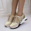 Women's lace-up wedge flat sneakers with 3-5cm muffin heel, round toe, artificial PU upper, rubber sole, beige or grey
