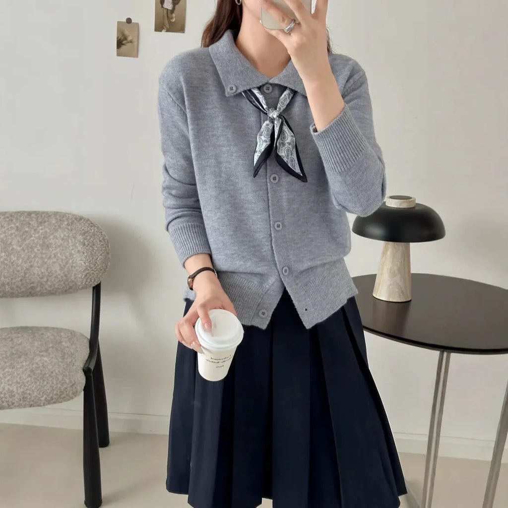 Lapel scarf cardigan sweater in free size with integrated scarf and regular long sleeves