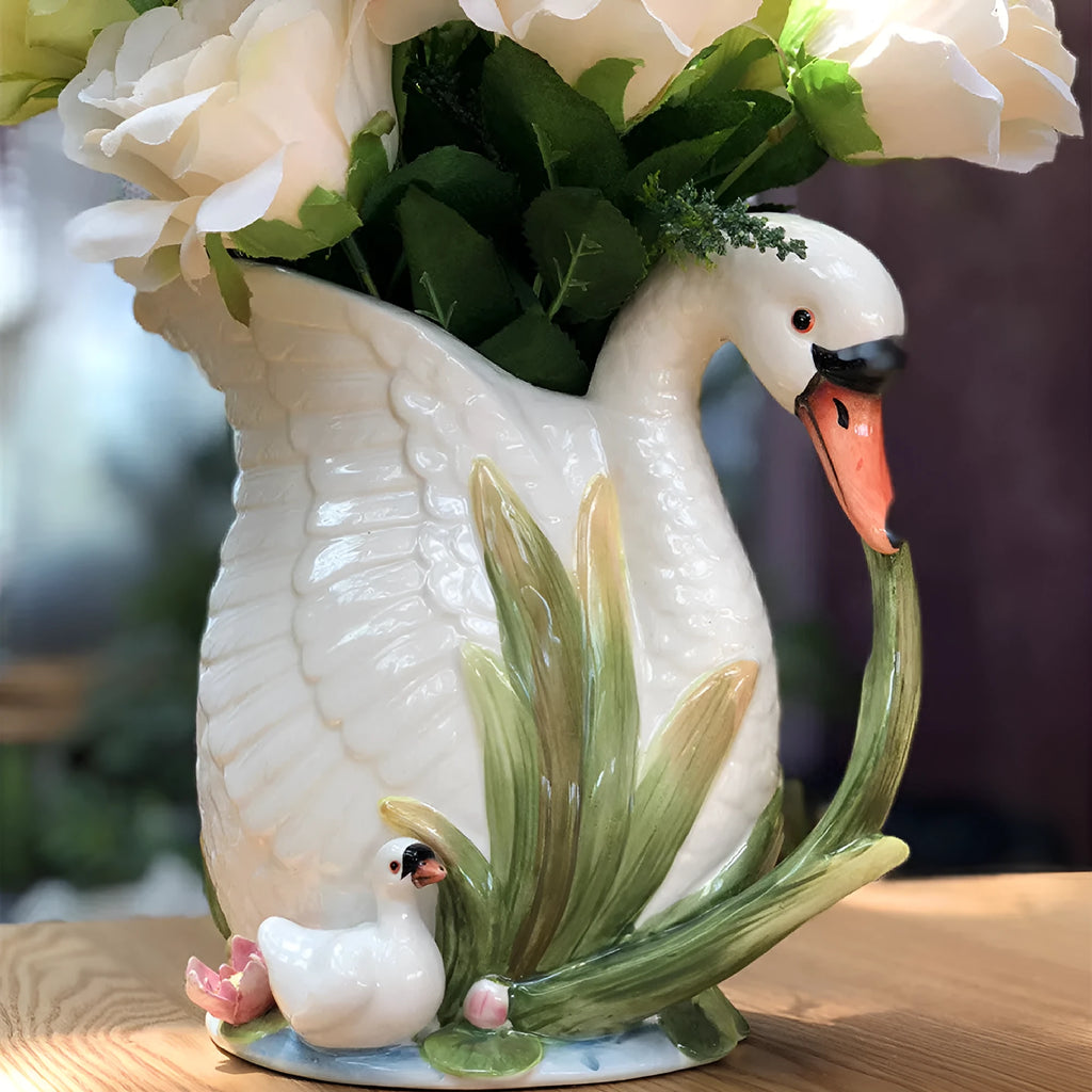Ceramic swan vase in pastoral style with embossed effect, 24.1 x 15.2 x 20 cm, picture colour, for household decoration