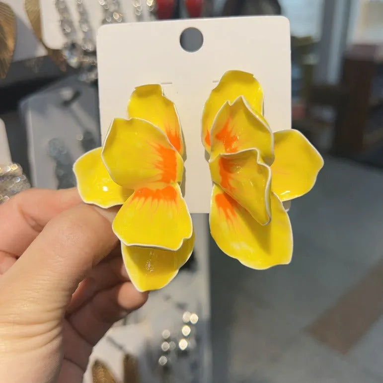 Alloy stud earrings with oil-spot glaze floral designs in pastoral style