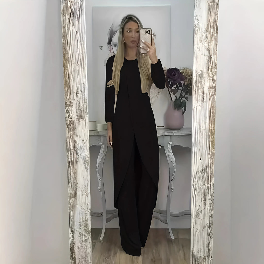 Casual long sleeve round neck top and matching trousers lounge set in polyester fabric