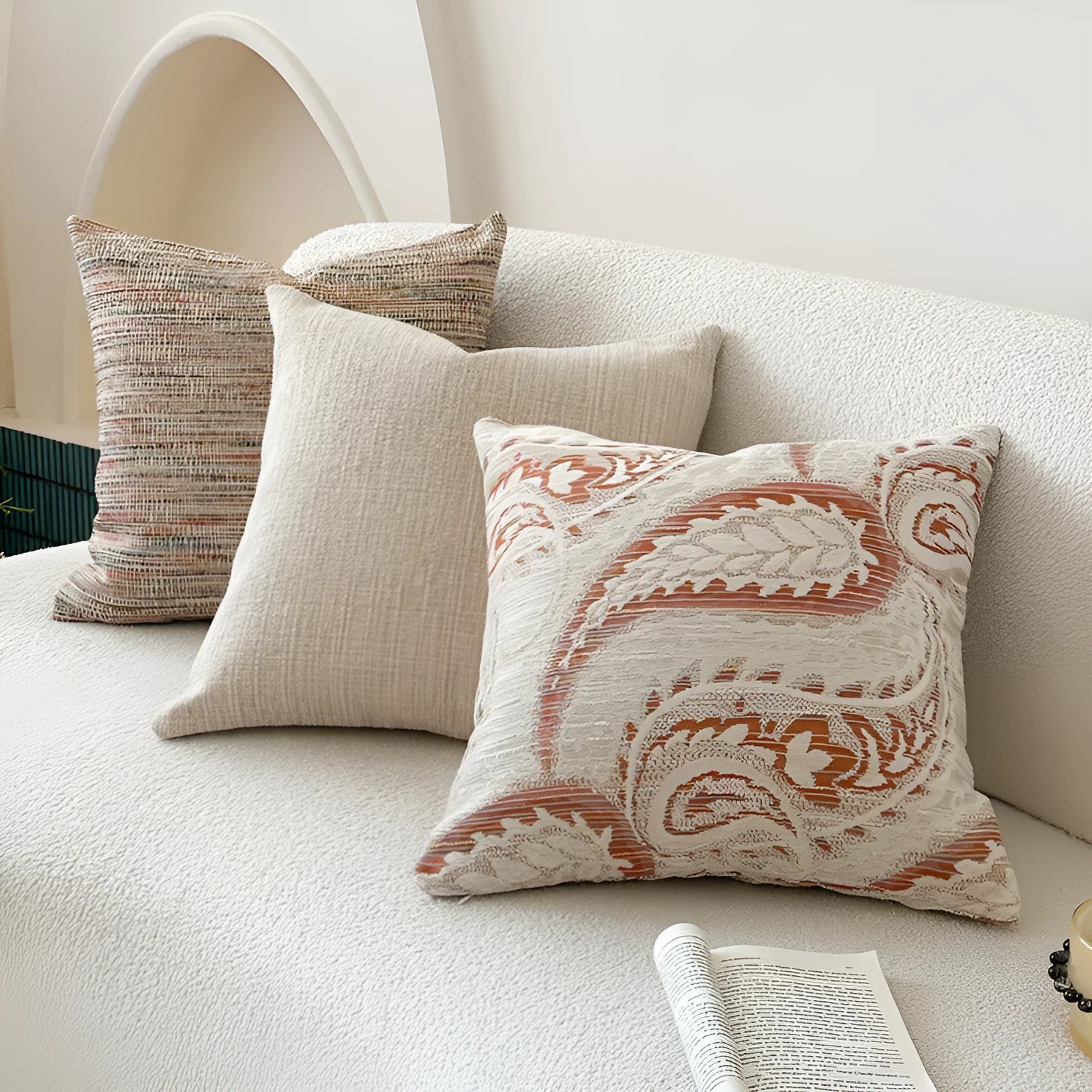 American-style jacquard paisley sofa cushion cover in amber botanical patterns with 45x45cm and 30x50cm size options