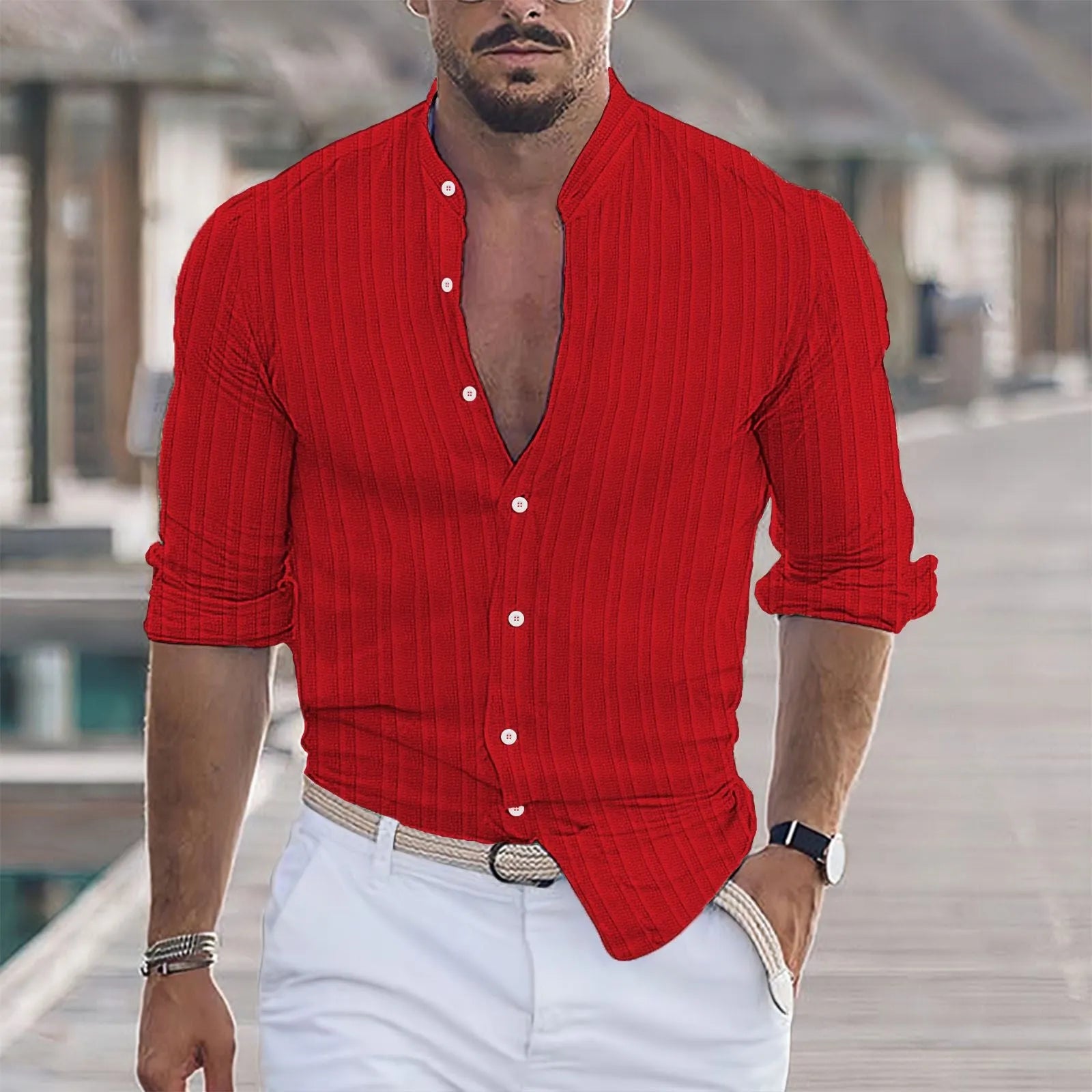 Men's striped cardigan shirt in loose fit with long sleeves, white stripe pattern on brown background