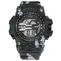 Men's sports watch with large dial, number display, and waterproof rating of 10m