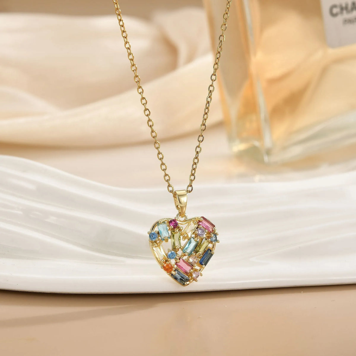 Copper zircon heart pendant necklace for women with O-ring chain, electroplated finish, gold and silver colour options