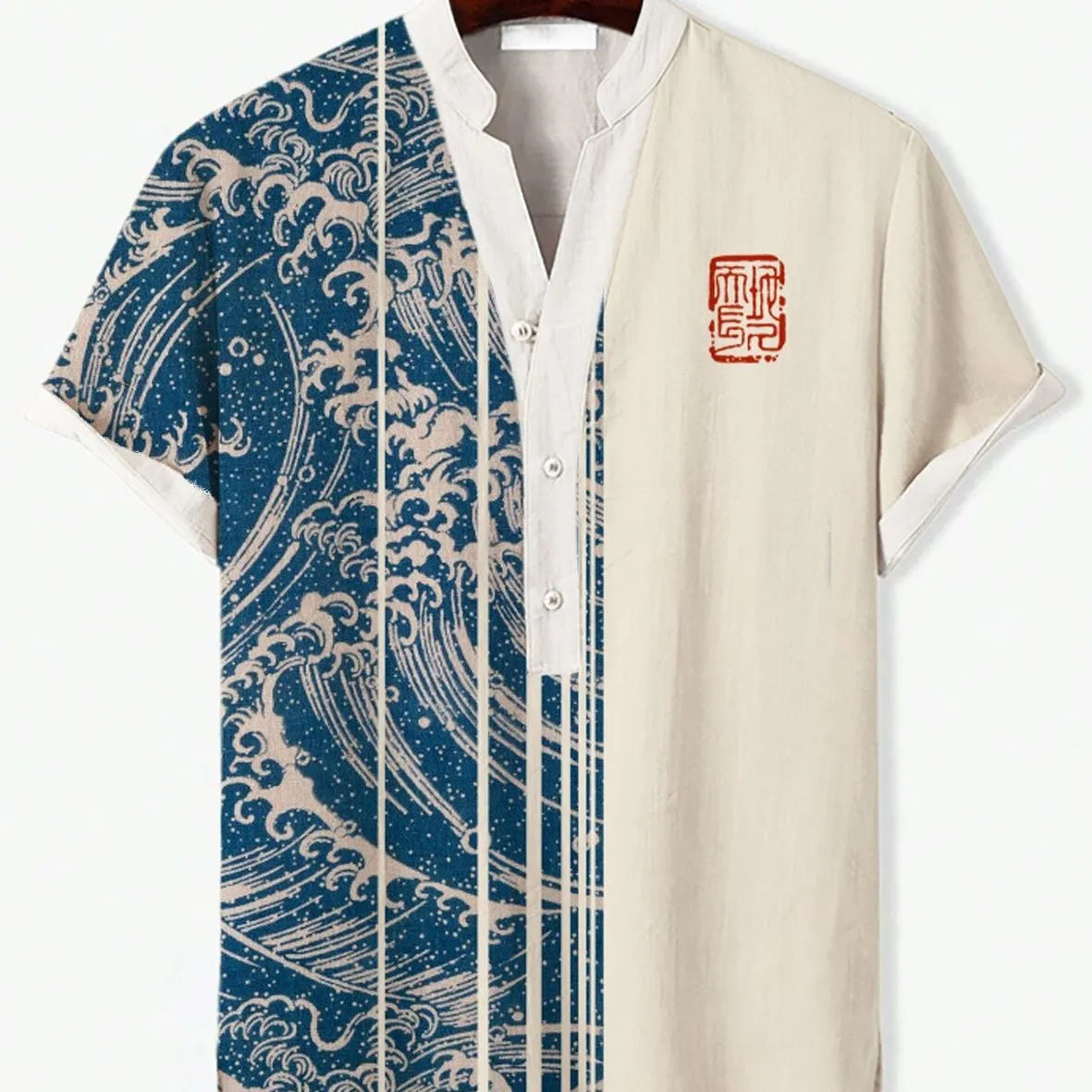 Short sleeve T-shirt with 3D digital animal print on polyester fabric in various colours.