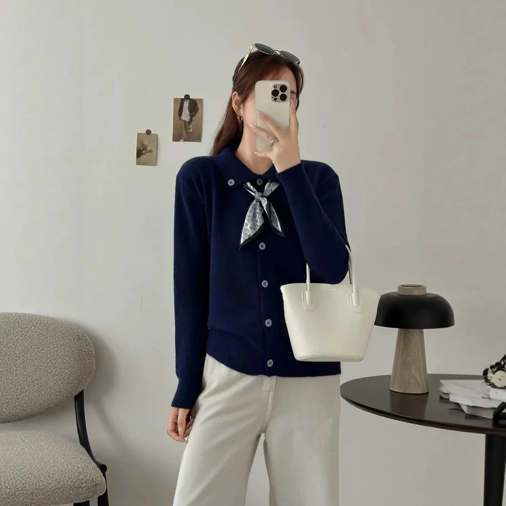Lapel scarf cardigan sweater in free size with integrated scarf and regular long sleeves