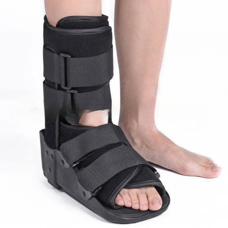 Black Achilles tendon rehabilitation walking aid shoes with adjustable ankle straps and aluminium footplate