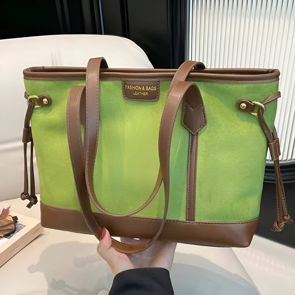 PU shoulder bag in horizontal square shape with double joint straps, slit pocket and sandwich zipper bag