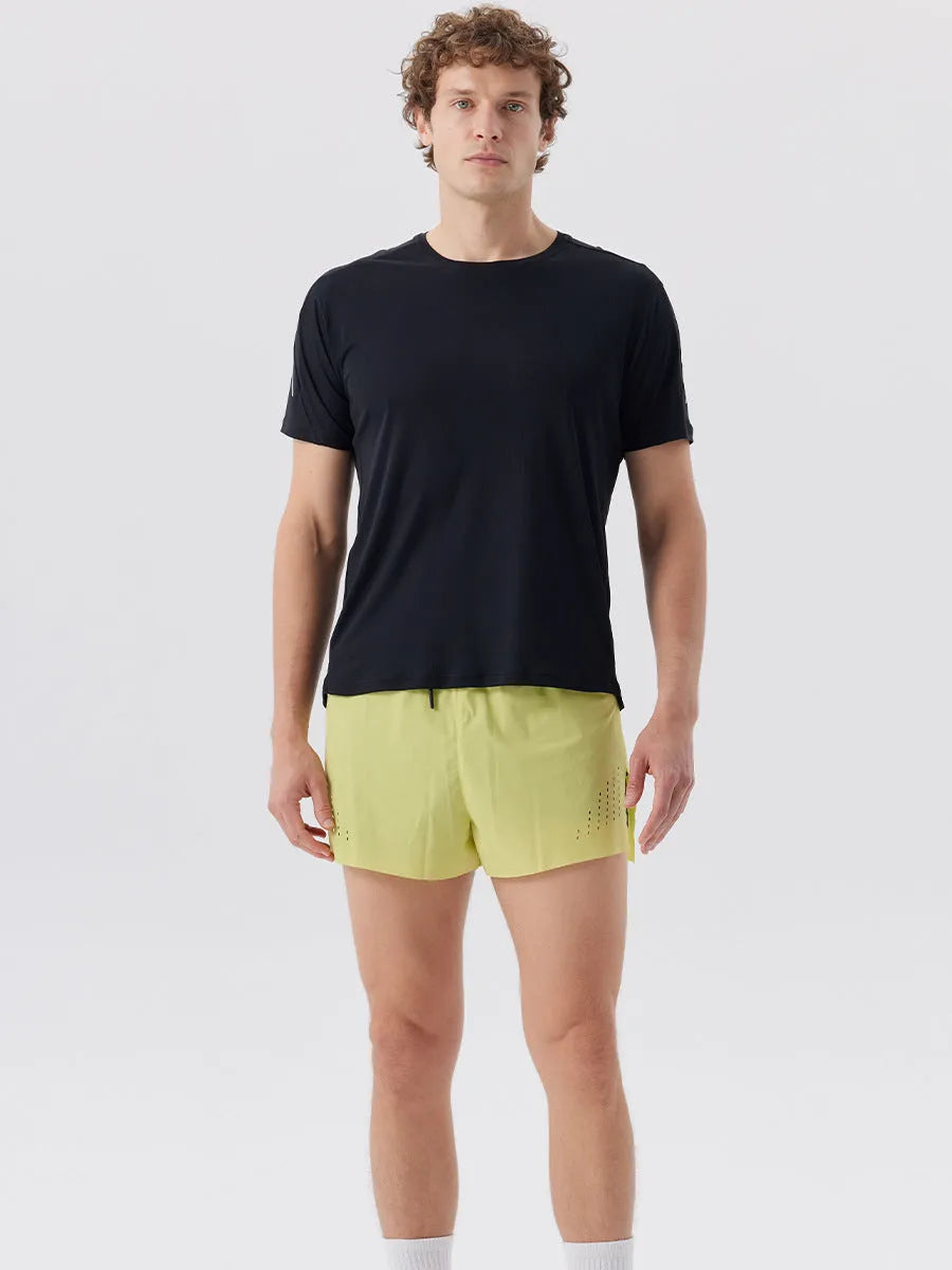 Men's straight-leg sports shorts with side slits in micro-elastic nylon fabric
