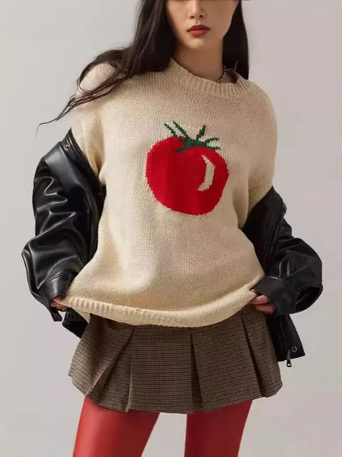 Women's milky white loose-fitting Jacquard knit sweater with round neck and long sleeves.