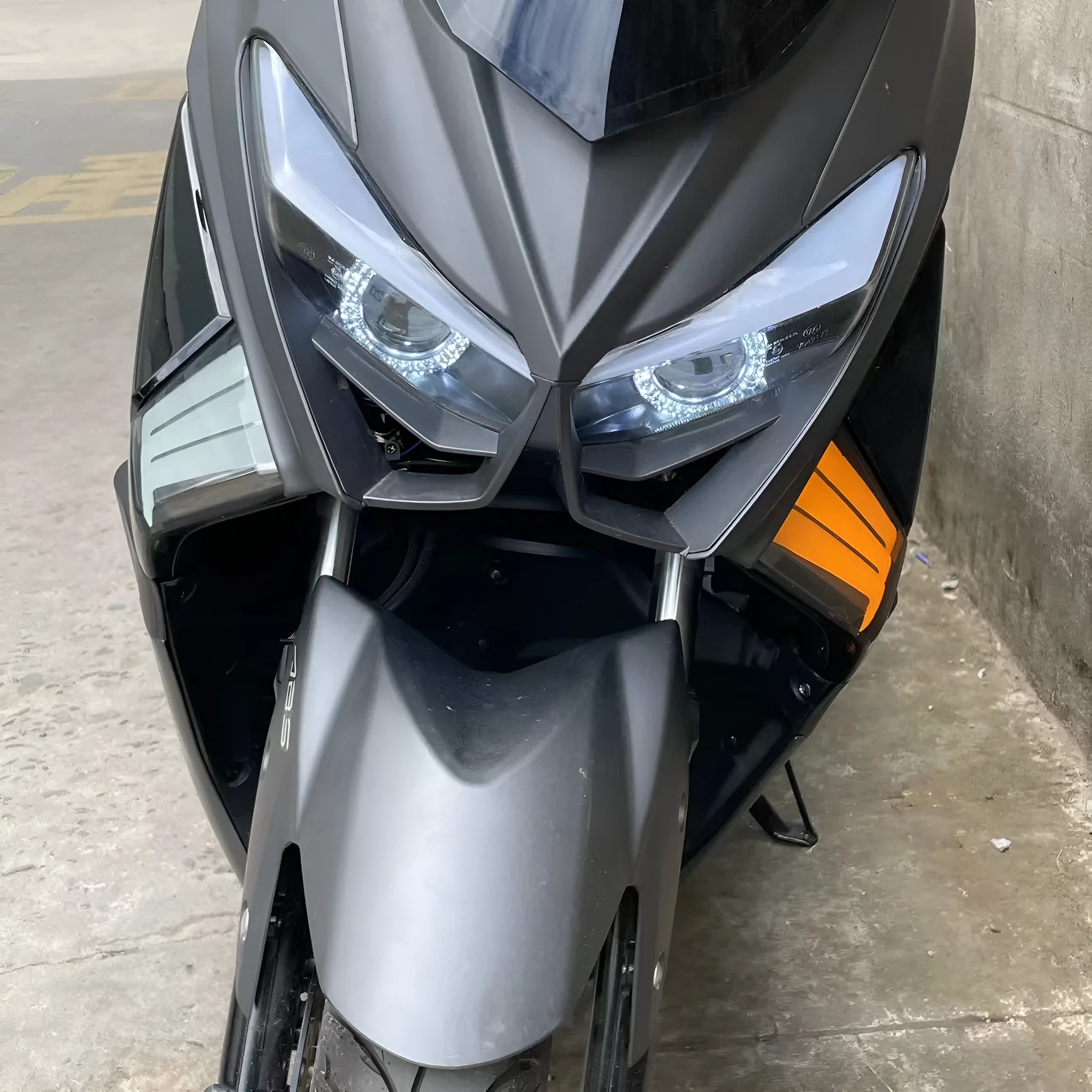 Pair of yellow LED motorcycle cornering lamps for Tianying TS150 Special Edition 2020-2022 retrofit
