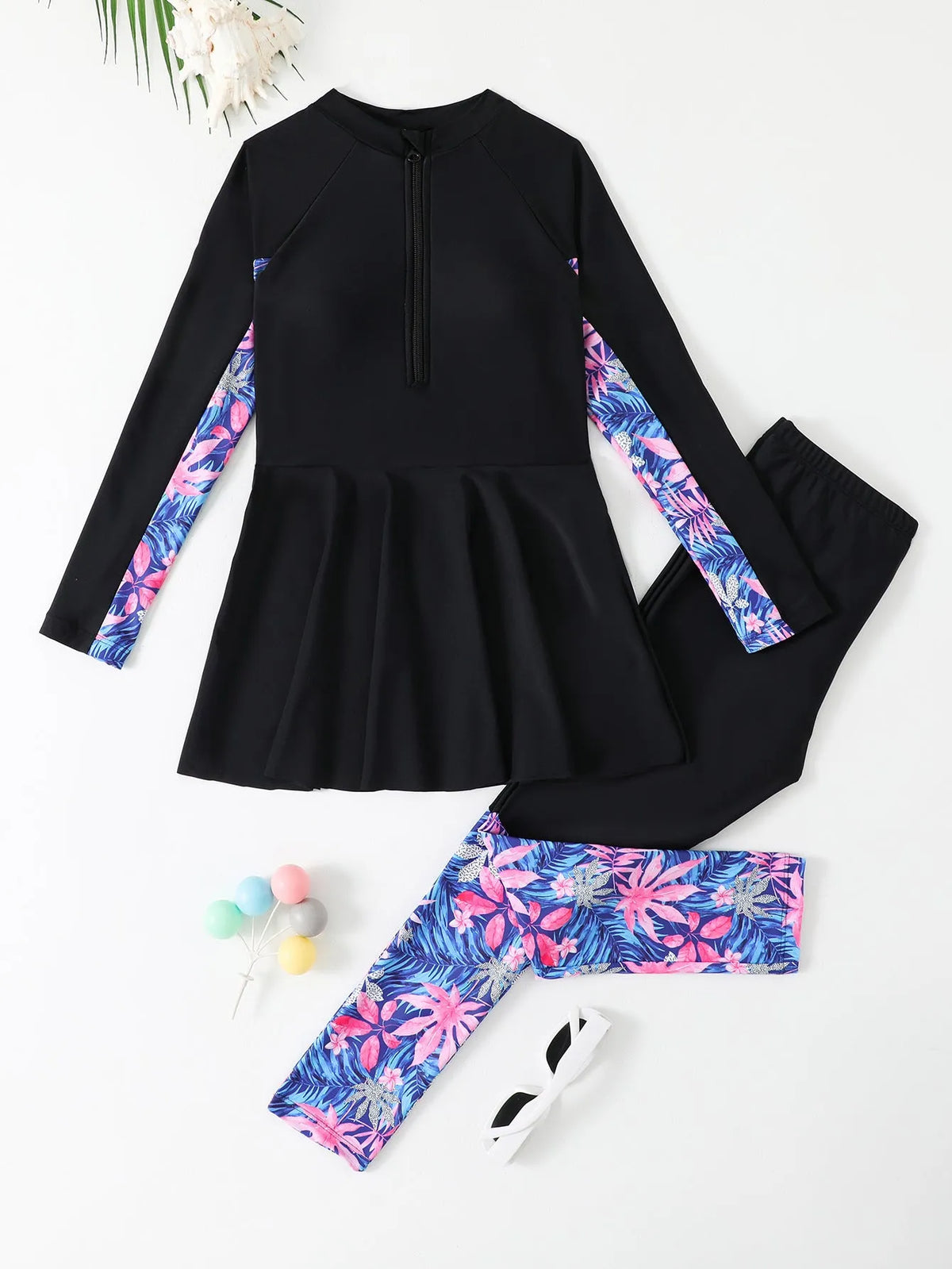 Girls split two-piece long-sleeved swimsuit in green with high elasticity fabric and briefs style