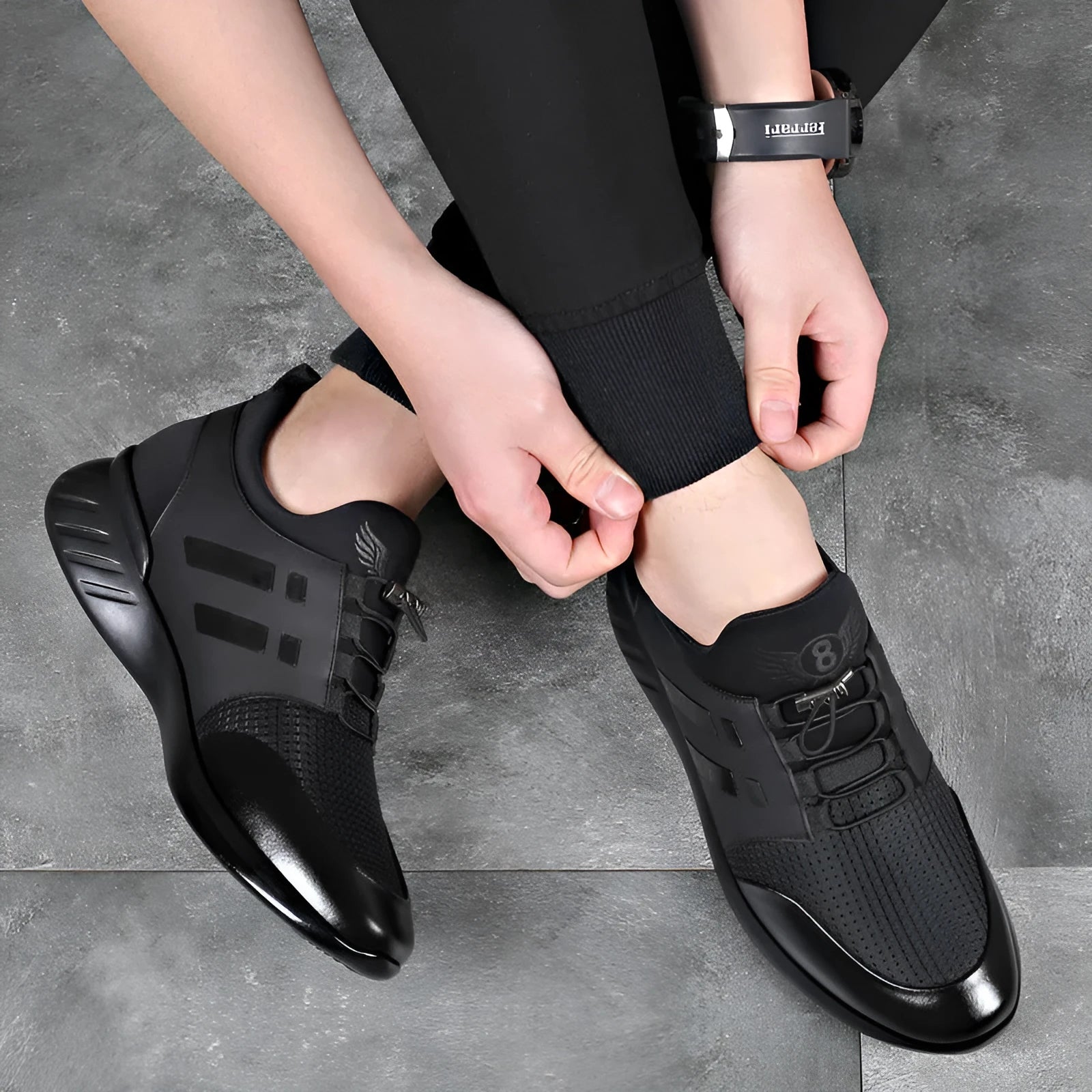 Men's black casual shoes with a low-top round toe design, available in leather or Lycra, featuring an internal height-increasing chunky heel.