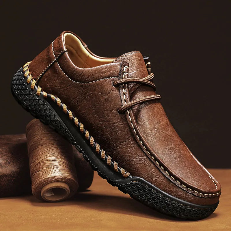 Men's genuine leather casual lace-up shoes in black with rubber sole and round toe
