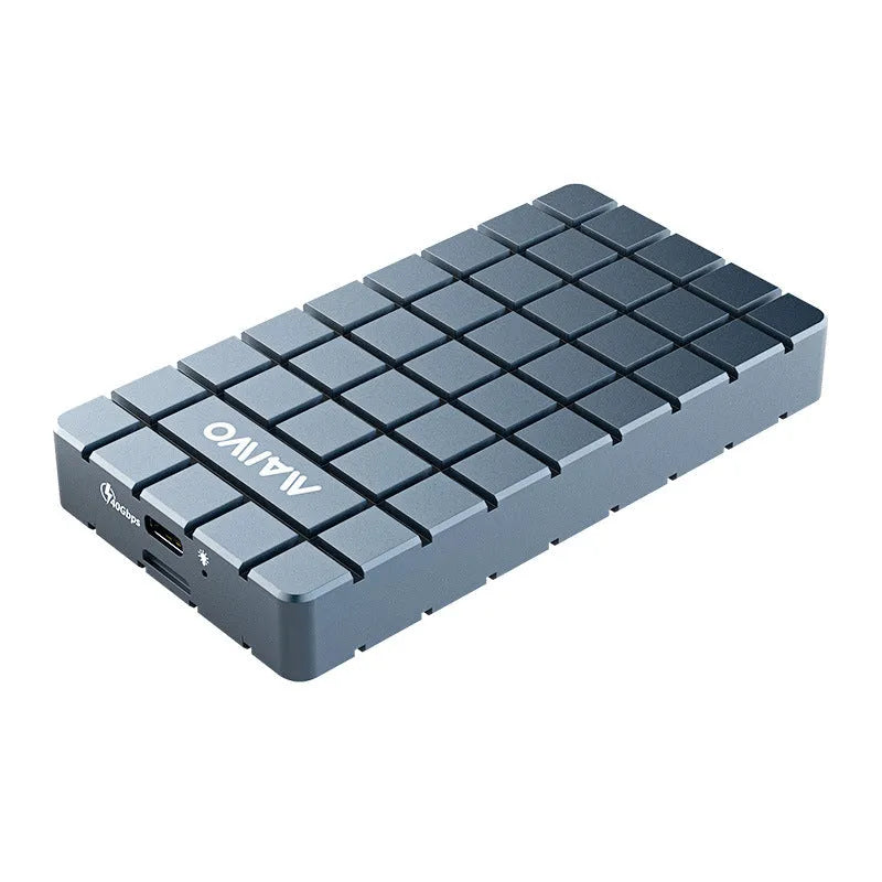 Aluminium USB4 hard disk enclosure for M.2 SSDs, showing K1717 and K1719 with fan models.