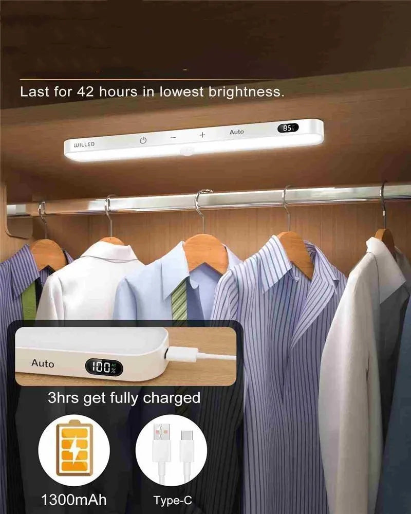 White motion sensor cabinet light with battery display screen, adjustable length 1m to 5m