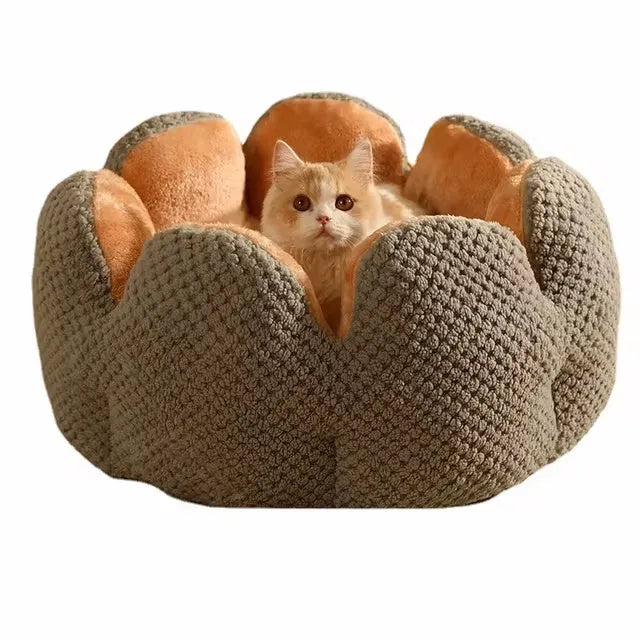 Cactus petal shaped plush pet kennel in green colour with enclosed sleeping space