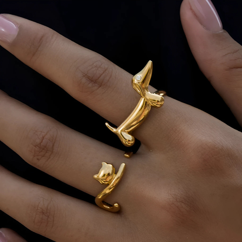 Women's stainless steel cat design ring with electroplated finish and geometric shape