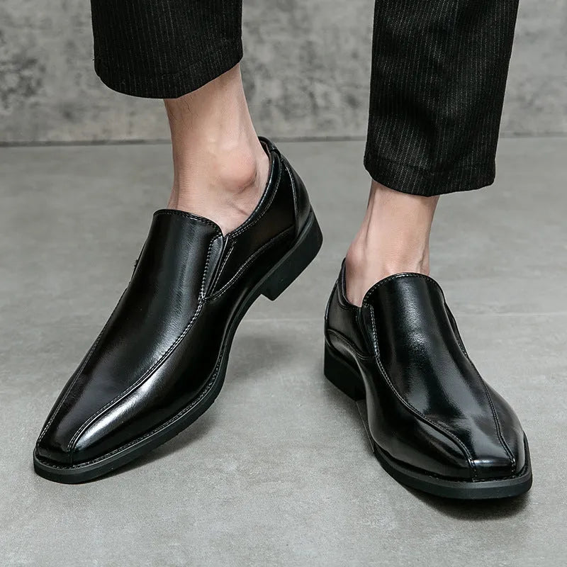 Men's black patent leather style pointed toe casual shoes with flat rubber sole