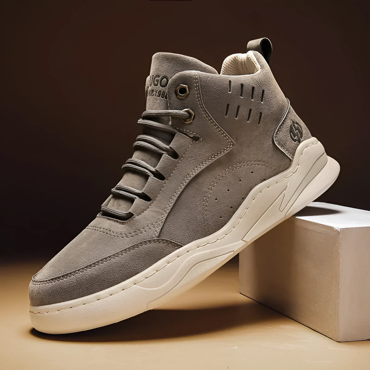 High-top board shoe in khaki with round toe and low heel