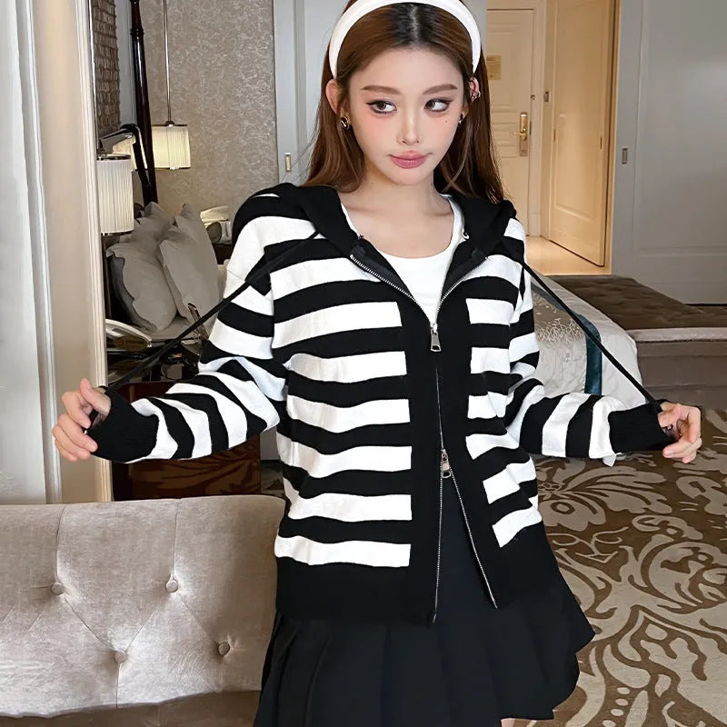 Women's black striped contrast colour knitted hooded cardigan with zipper front, loose fit cashmere blend