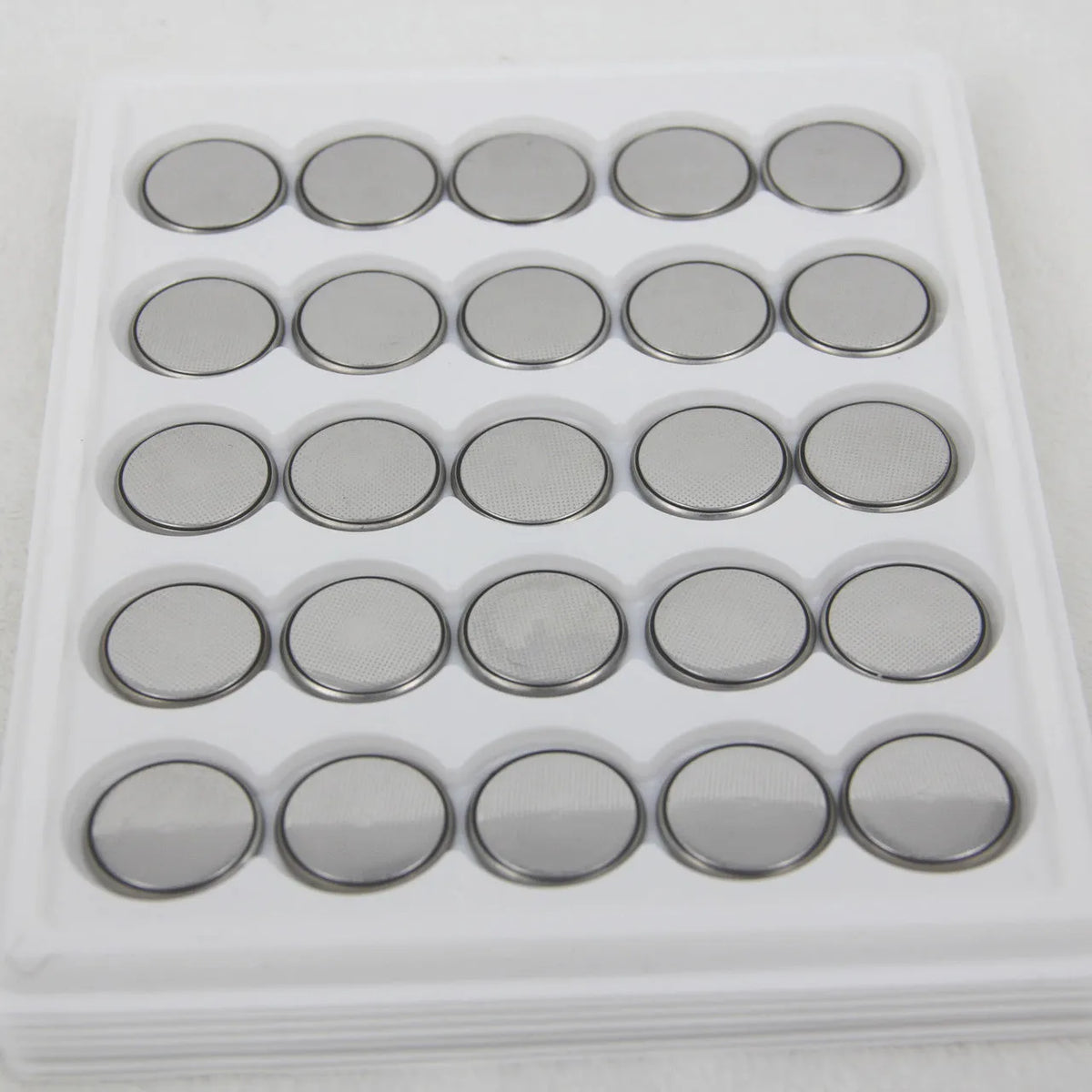 3V alkaline button battery CR2032 CR2025 CR2016 coin cell 20mm diameter 3.2mm height