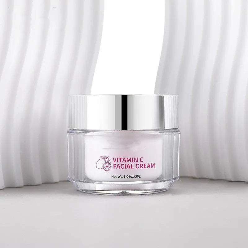 30g jar of Vitamin C face cream for skin brightening and anti-ageing.