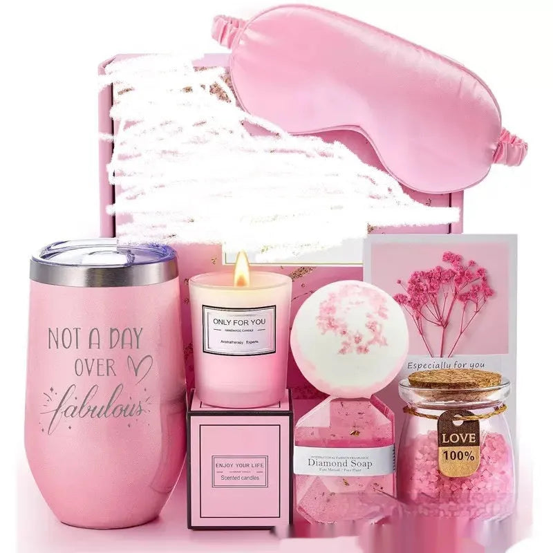 Soy wax aromatherapy candle gift set in a modern gift box with a choice of colour suits.